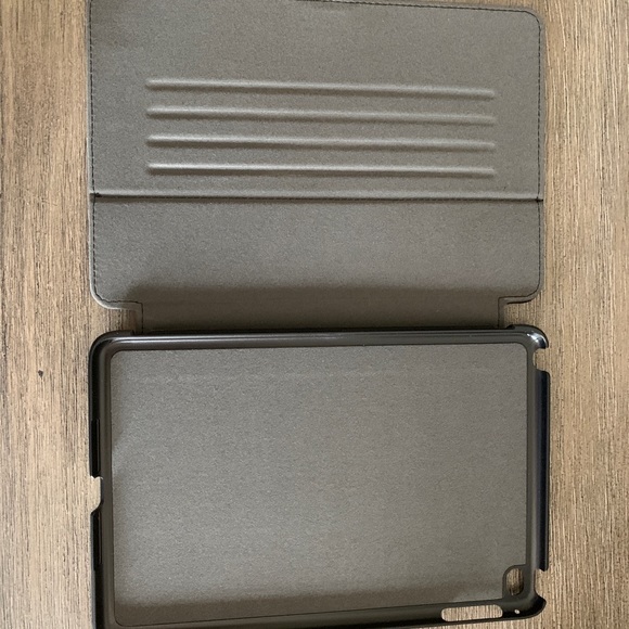 iPad Mini 4 Case/Adjustable Stand - Picture 6 of 8